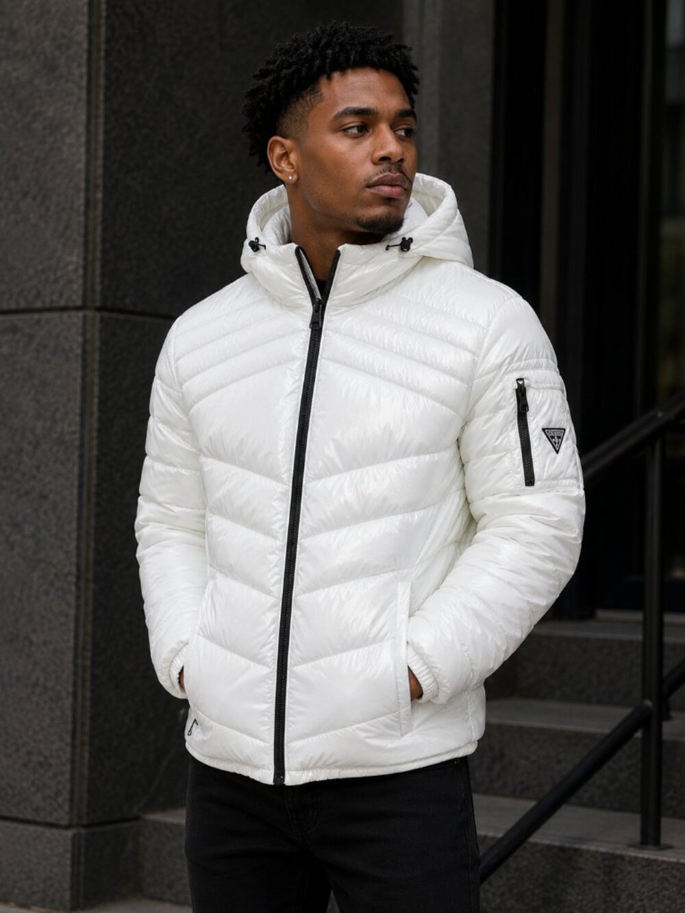 New Guess Men's  White Puffer Jacket with Hood - 2XL